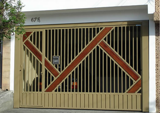 ATM 03 aço tubular com madeira